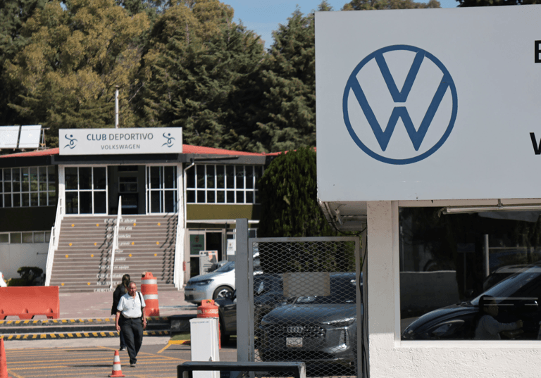 Realizan Asamblea Informativa de Volkswagen para detallar tercer convenio.