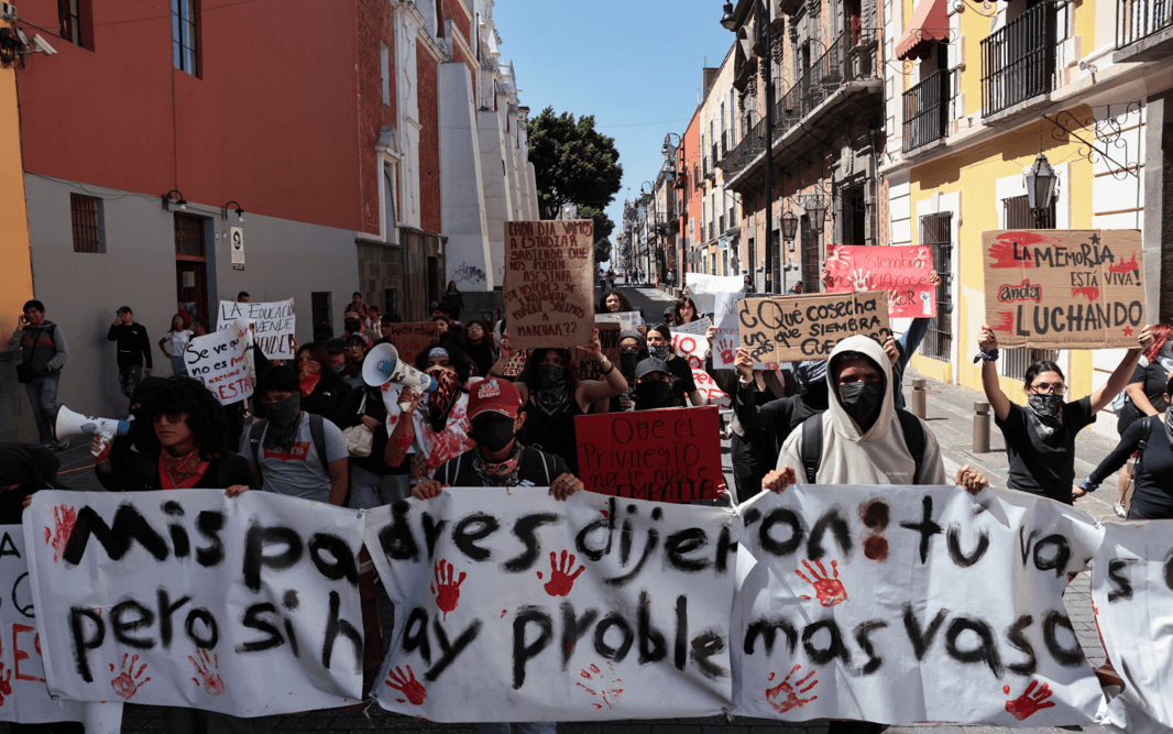 Estudiantes de la BUAP claman por seguridad en Puebla.