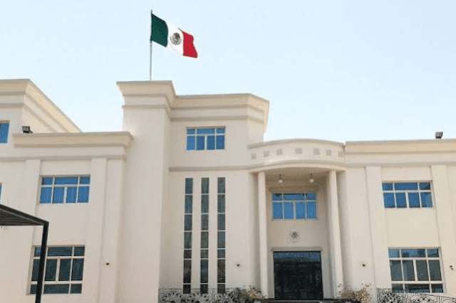 embajada