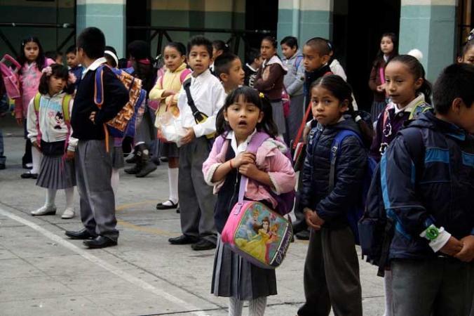 Garantiza SEP ingreso de niños migrantes al sistema educativo estatal