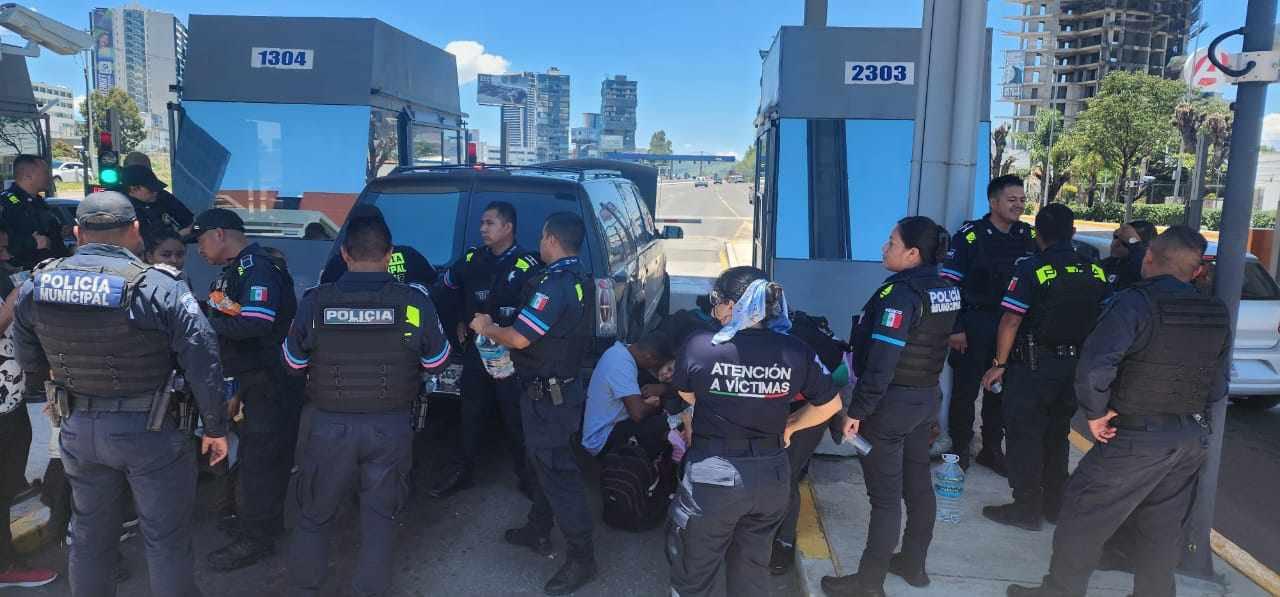 SSC de Puebla detiene a pollero que trasladaba a centroamericanos