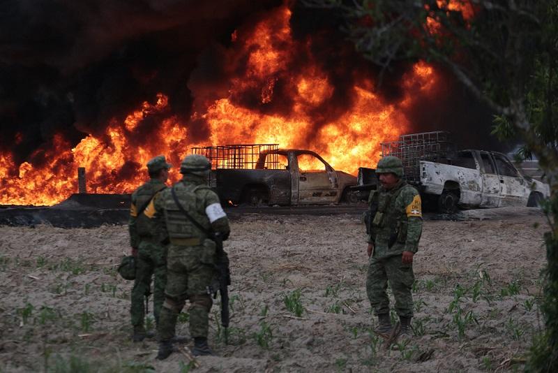 Huachicoleros corren a balazos al Ejército en 4 municipios de Puebla