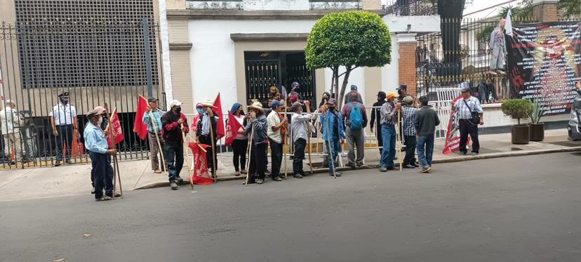 Protestan campesinos de Tehuacán en Secretaría de Gobernación federal 