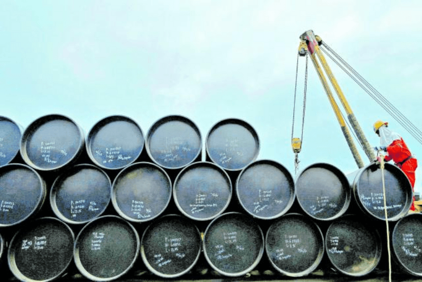 Déficit comercial histórico provocado por Petrolíferos