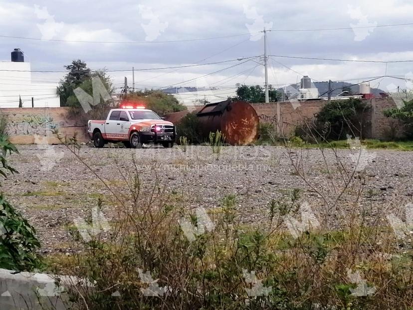 En un contenedor, hallan cuerpo de mujer indigente en Puebla
