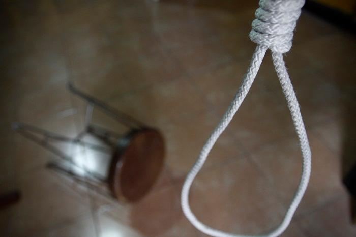 Mujer se suicida en su casa en Izúcar y su hijo la encuentra