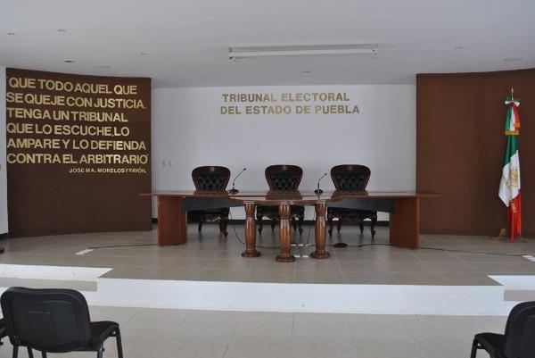 Abogado defensor de El Grillo busca magistratura en Tribunal Electoral del Puebla