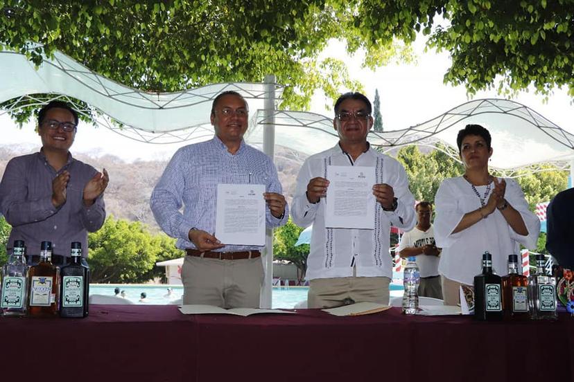 Atlixco e Izúcar firman convenio para incrementar el turismo