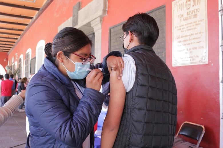 Por fin llegan segundas dosis para menores de 12 a 17 años en Puebla