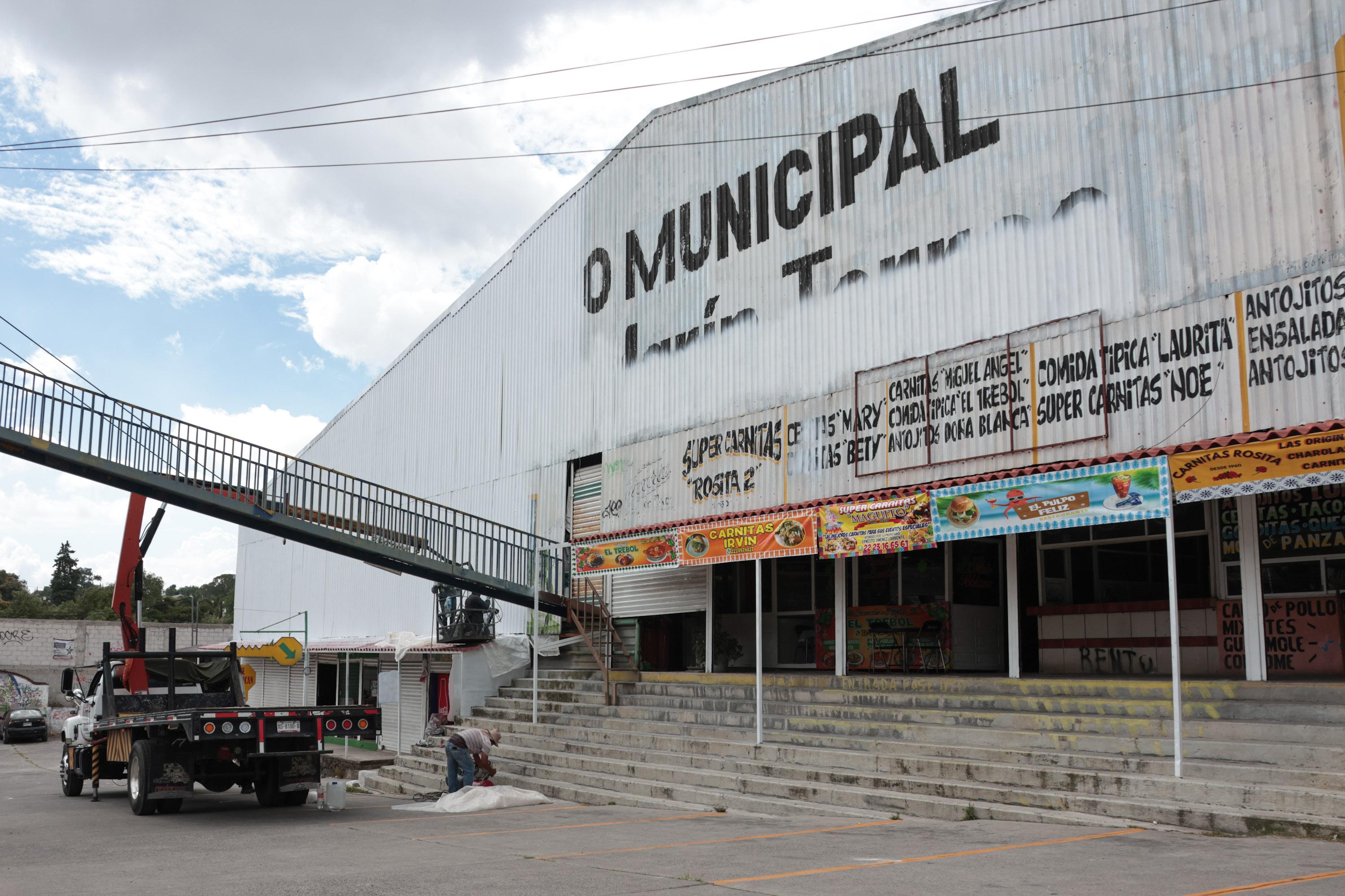 Renovarán fachada del Mercado de San Francisco Totimehuacán.