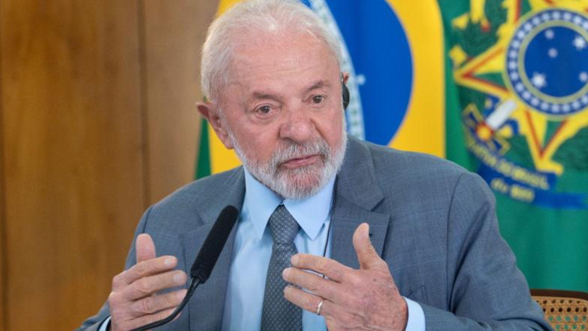 Lula afirma que no tomará partido entre Venezuela y EU