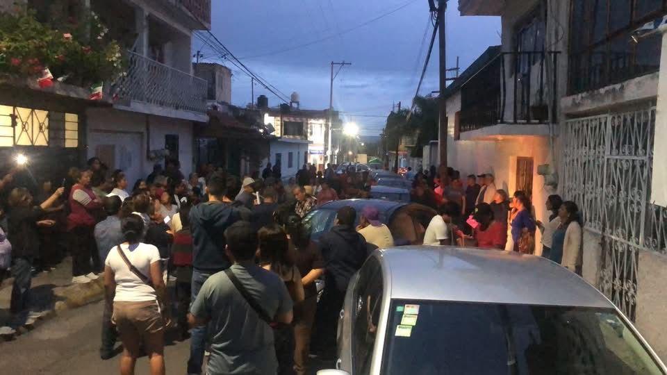 Ánimos encendidos en la colonia San José de Atlixco durante elección de inspector