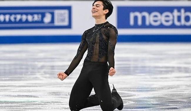 Donovan Carrillo, seleccionado mexicano de patinaje artístico sobre hielo.