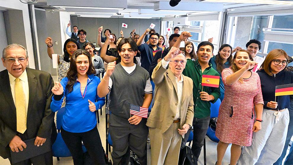 Son apoyados por un programa impulsado por la DGECI y el PVEAJU.