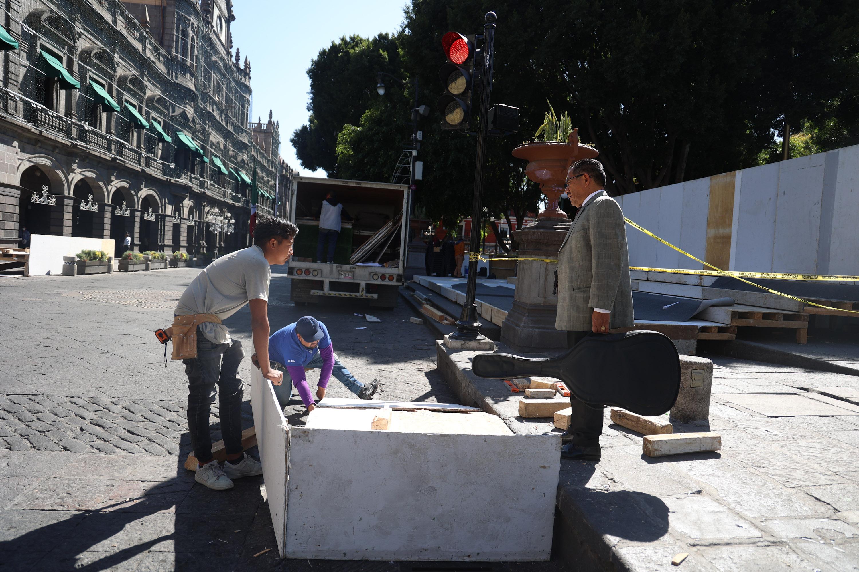 Comienzan los preparativos para el Desfile Conmemorativo por el 115 aniversario de la Revolución Mexicana.