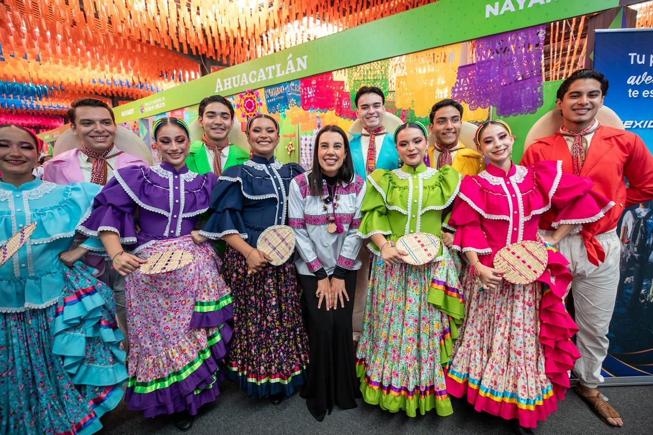 Con una amplia participación de visitantes, continúan las actividades del Tianguis Nacional de Pueblos Mágicos 2025.