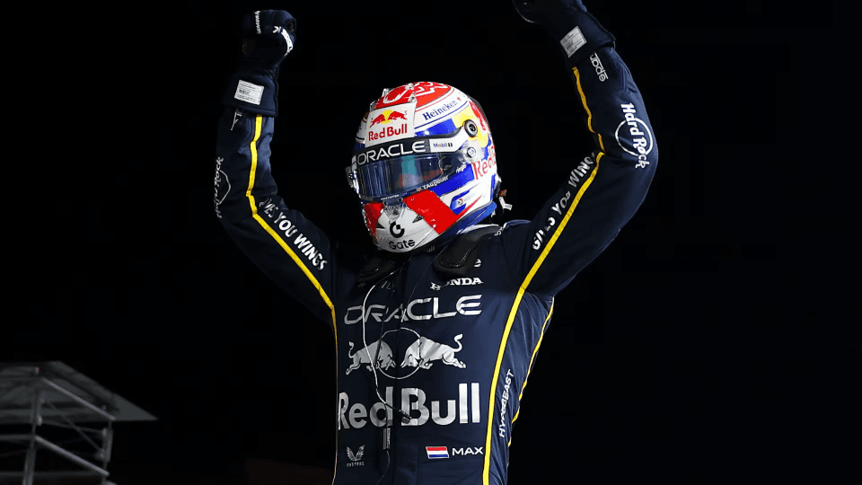 Max Verstappen se alzó con una impresionante victoria en el Gran Premio de Las Vegas.