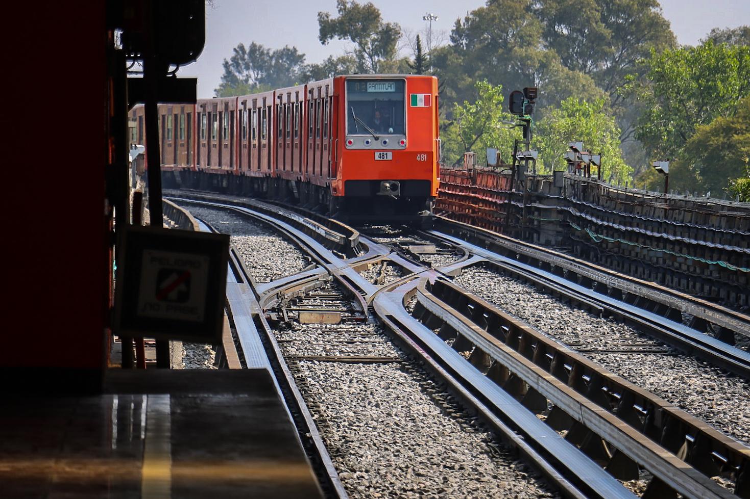 Habrá horarios especiales de Metro y Metrobús por fin de año en la CDMX.