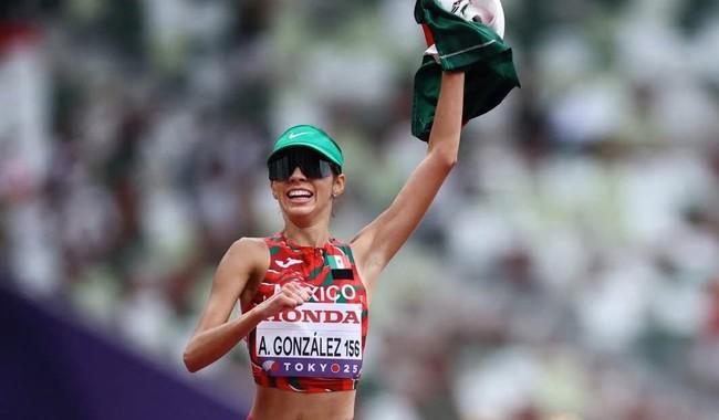 Retos y satisfacciones contrastaron el 2025 de la marchista Alegna González.