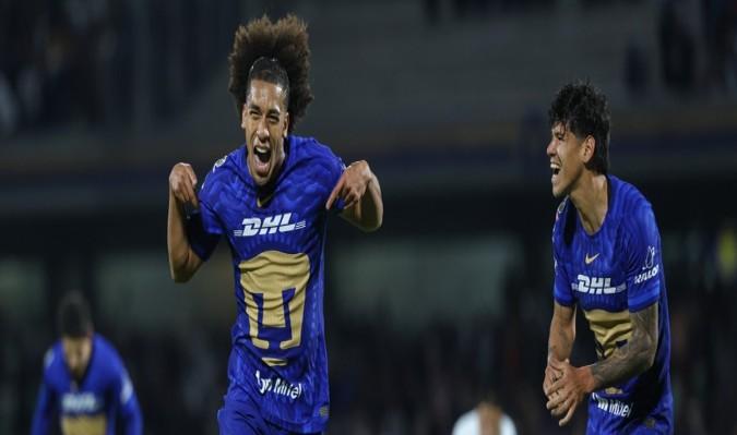 Los Pumas golearon 4-0 a Santos.