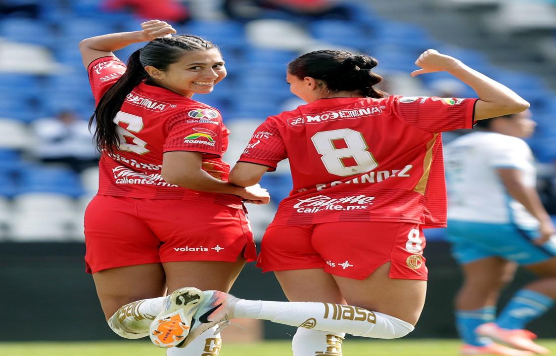 Toluca derrotó en el Cuauhtémoc por marcador de 1-0 a Puebla.
