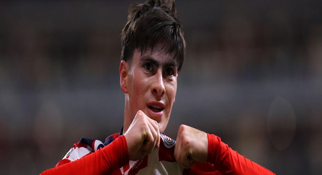 El reconocimiento al Jugador de la Jornada fue para Armando González, delantero de Chivas.