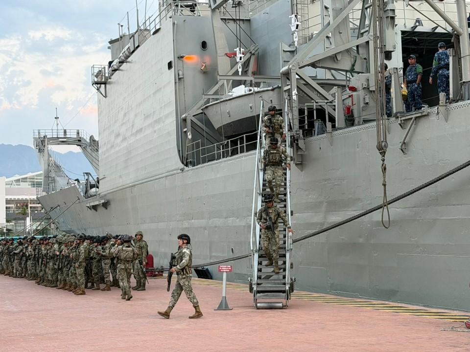 Arriba personal de Infantería de Marina para reforzar seguridad en Puerto Vallarta.