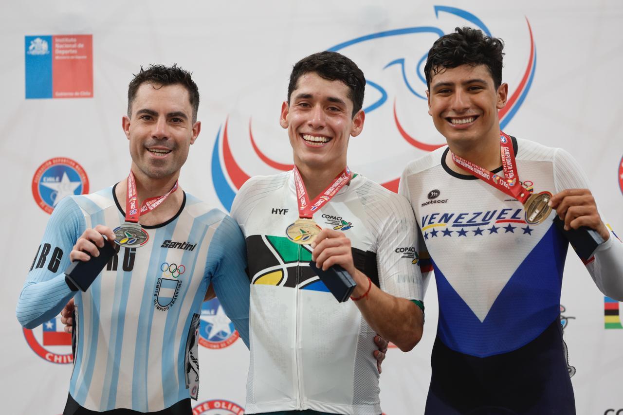 Fernando Nava y Sebastián Ruiz se bañan en oro Panamericano.