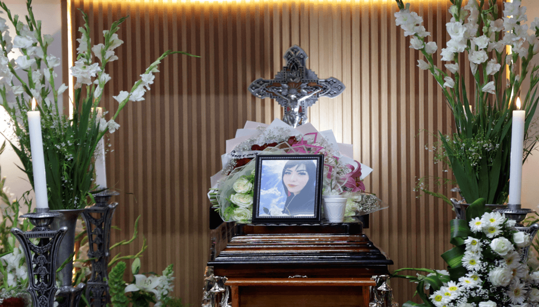 Familiares y amigos velan cuerpo de Blanca Adriana Vázquez en Huauchinango.