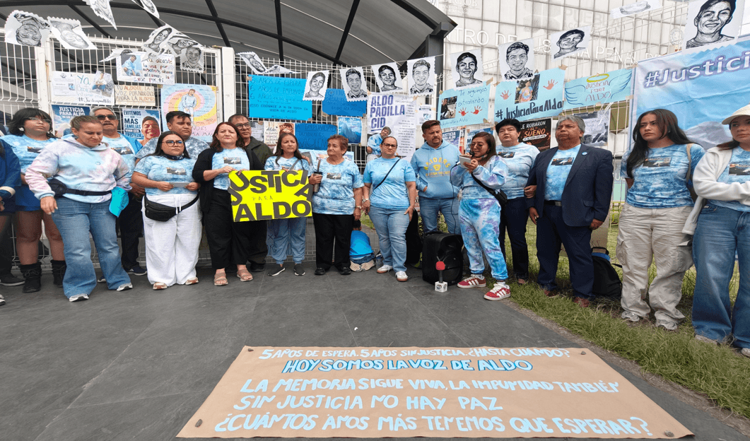Inicia juicio oral en Puebla de Aldo Padilla, familiares exigen justicia.