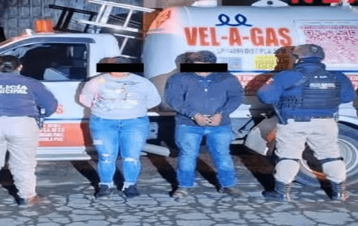 Fue asegurada una pipa de Gas LP en Nealtican, Puebla.