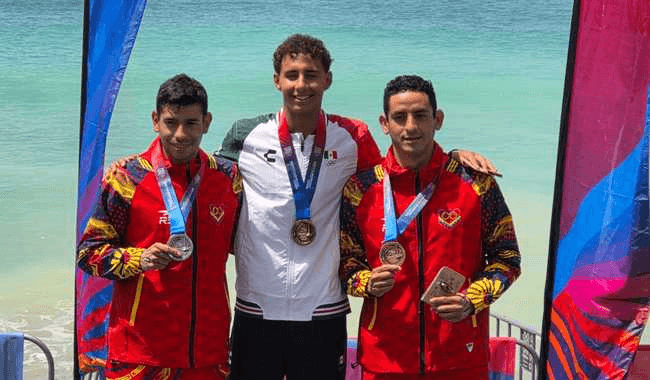 México conquista el campeonato de aguas abiertas en Santo Domingo 2026.