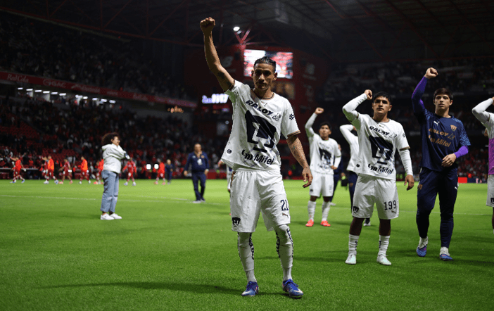 Pumas remonta a Toluca y consigue primer triunfo.