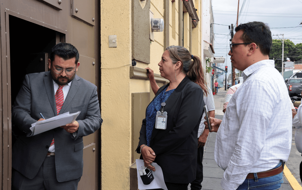 Abogado de Academia Militar en Puebla denuncia persecución política.