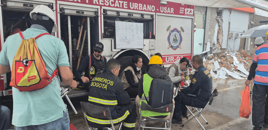 Hay dos mexicanos muertos tras el terremoto en Colombia.