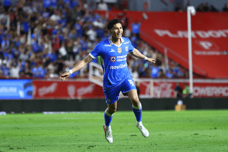Cruz Azul regresa a la senda de la victoria y derrota al Necaxa.