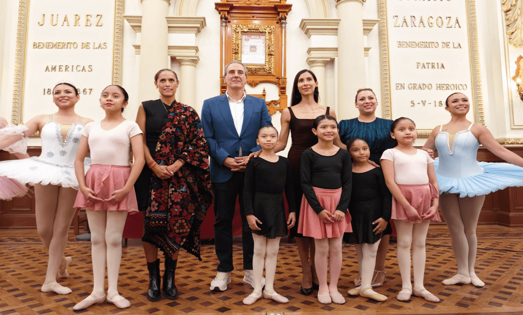 Presenta Pepe Chedraui Gala de Estrella Elisa y sus Amigos en Puebla.