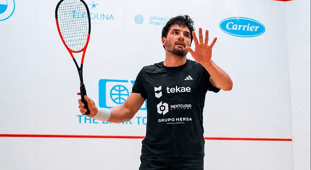 Squashista mexicano, Leonel Cárdenas, suma otro podio en su camino a Lima 2027.