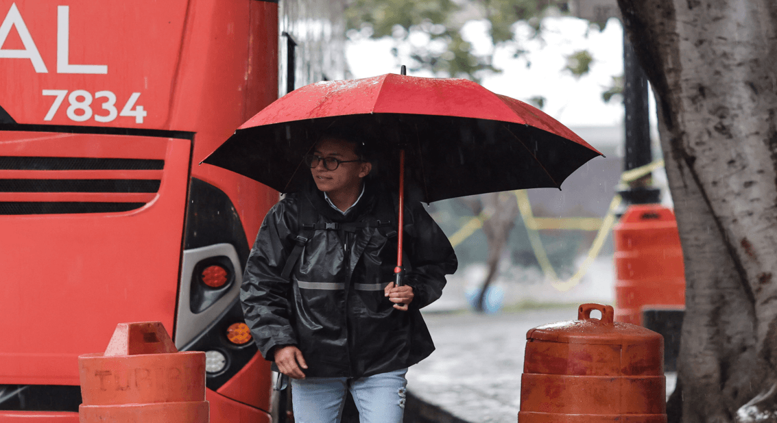CNPC exhorta a población extremar precauciones por efectos de lluvias y altas temperaturas.