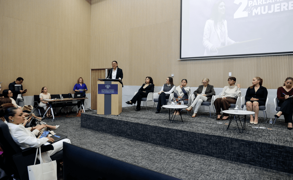 Congreso de Puebla realiza Segundo Parlamento de Mujeres.