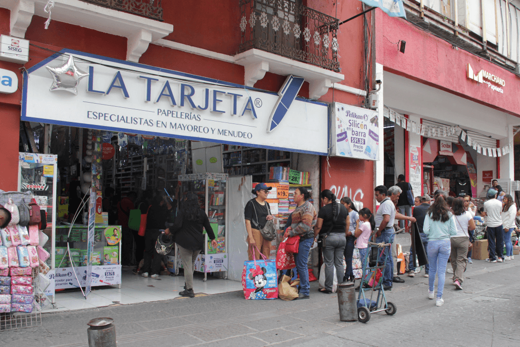 Ayuntamiento de Puebla debe frenar ambulantaje con el regreso a Clases: Canaco.