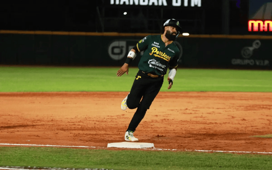 Pericos de Puebla pega primero en la final de la Zona Sur.