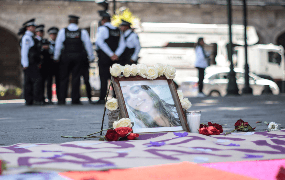 Familiares y amigos exigen en Puebla justicia para Karla Valeria, acusan feminicidio.