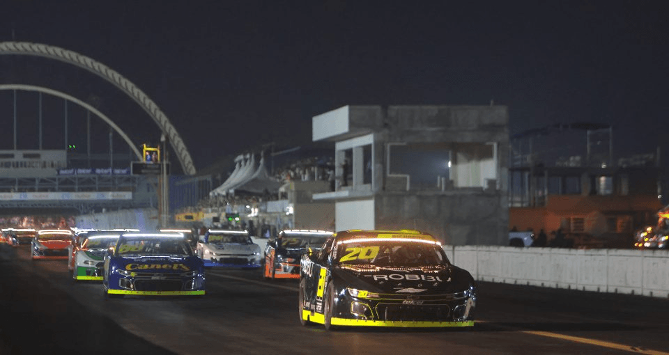 Lluvias suspende novena fecha de Nascar México Series en Monterrey.