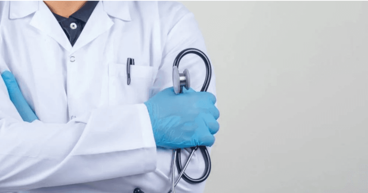 médico