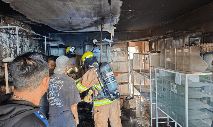 Se registra incendio en la colonia Miguel Hidalgo en Puebla.